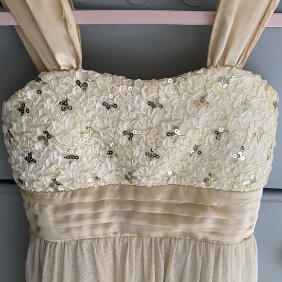 Girls party dress by Xtraordinary - Picture 2 of 10